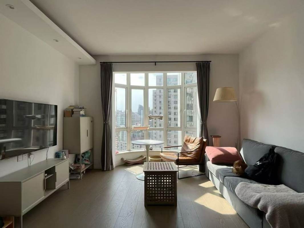 Housing image — Living Room