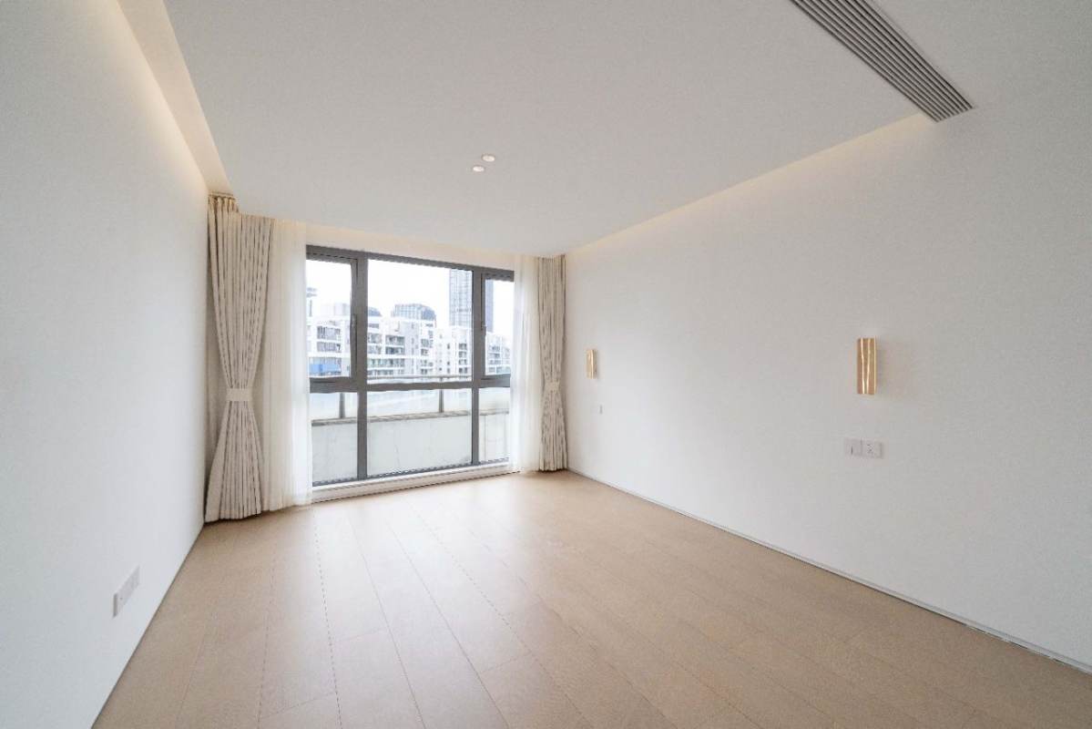 Housing image — Bedroom