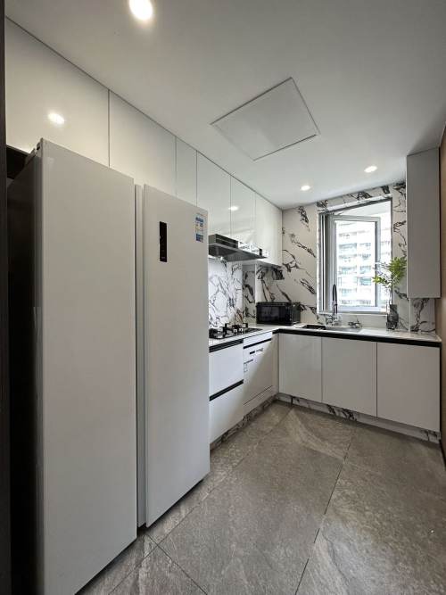Housing image — Kitchen