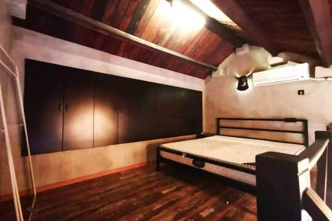 1BR Lane House at Jing'an Villa (L2/L12/L13)