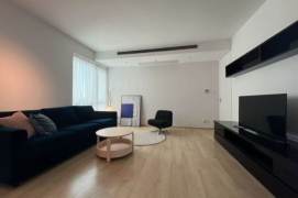 Spacious 2BR Apartment near Jiangsu Rd Metro