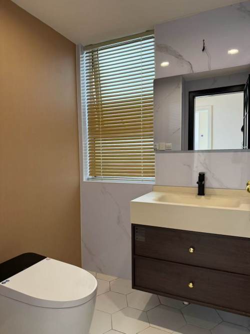 Housing image — Bathroom