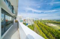 Housing image — Balcony