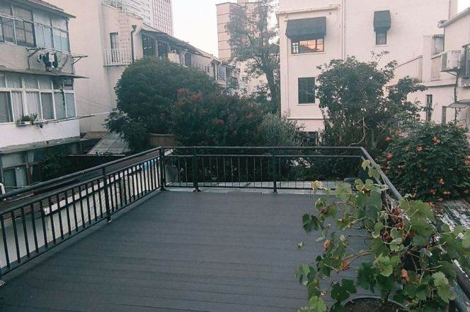 Spacious Modern 1BR Apartment near Luwan Stadium with Terrace (L9)