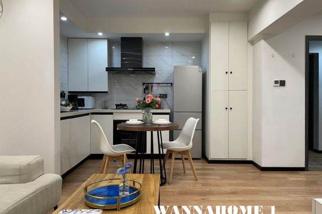 1BR Apartment in Jing'an with Built-in Storage (L2/L11)