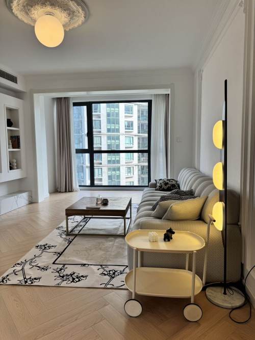 Housing image — Living Room