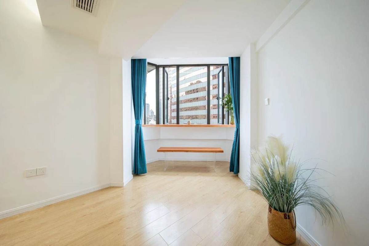 Housing image — Bedroom