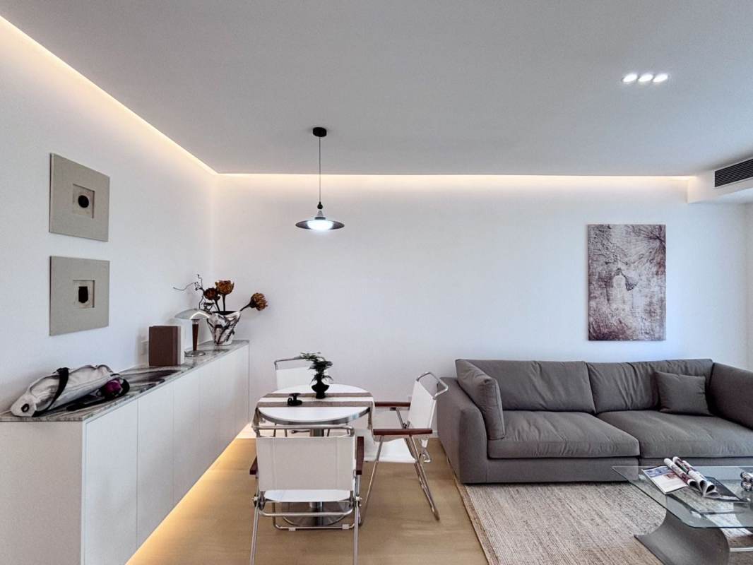 Housing image — Dining Area