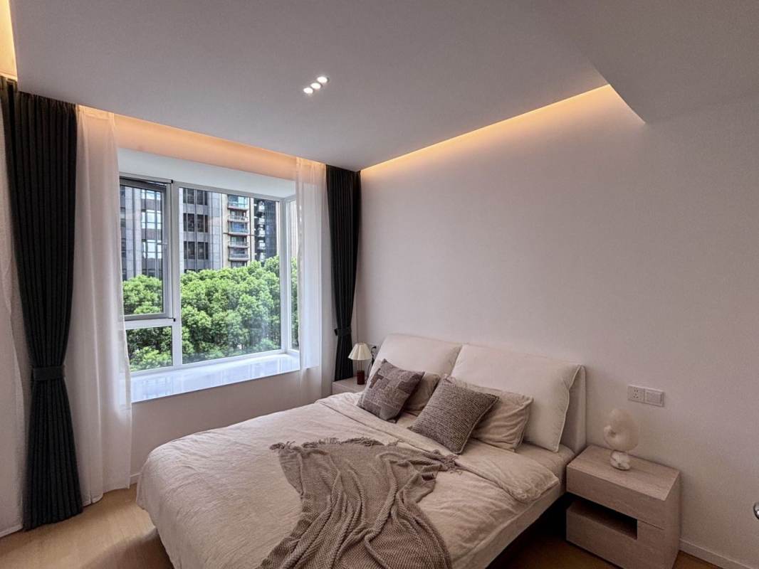Housing image — Bedroom