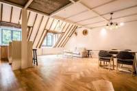 Housing image — Living Room