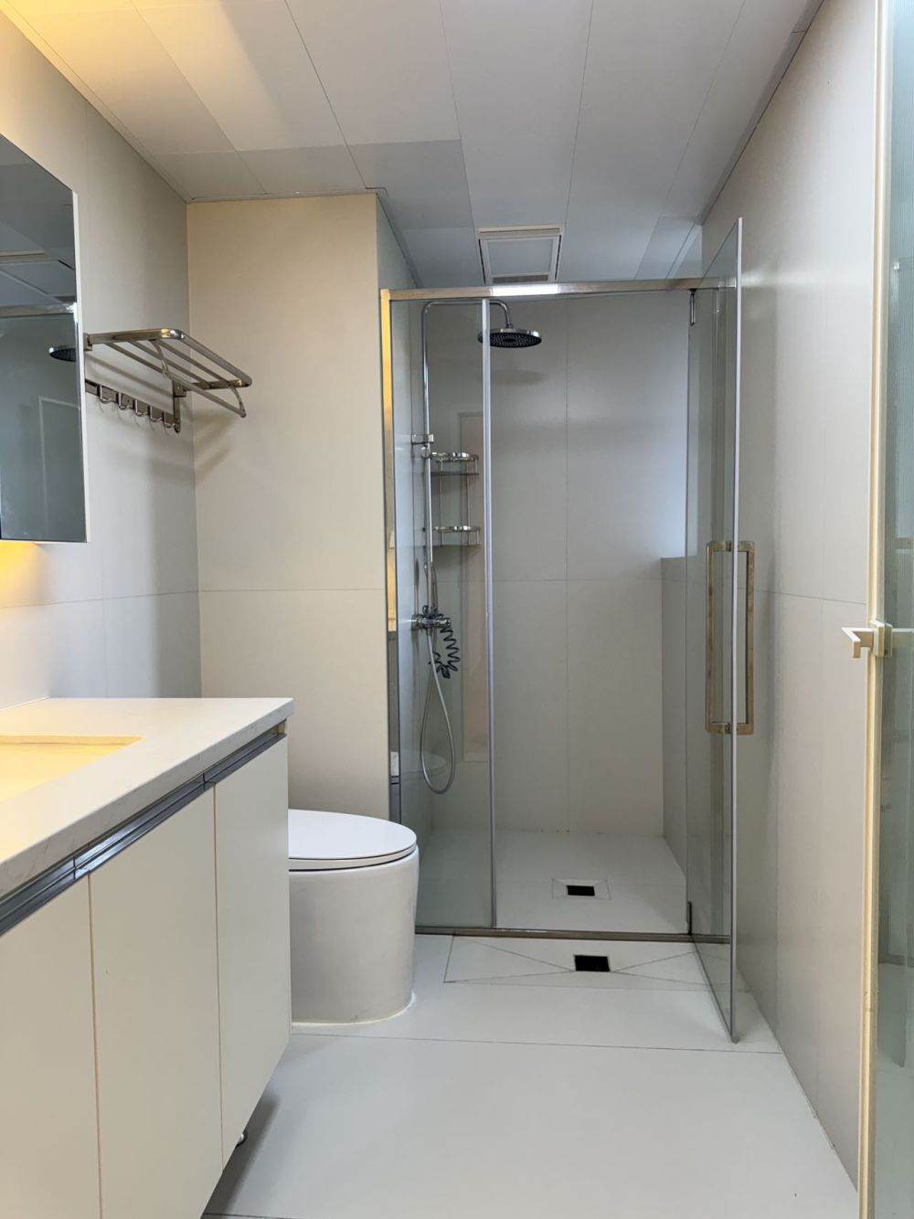 Housing image — Bathroom