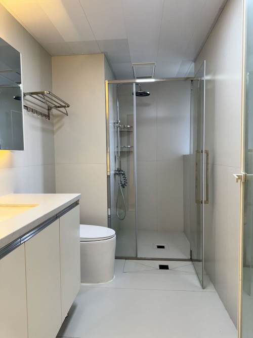Housing image — Bathroom
