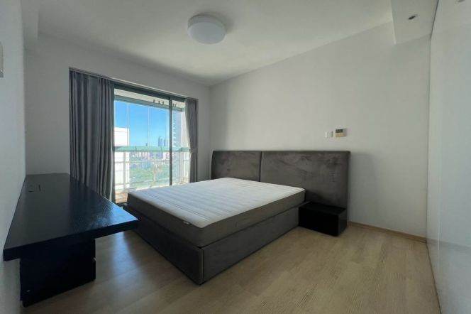 Spacious 2BR Apartment near Jiangsu Rd Metro