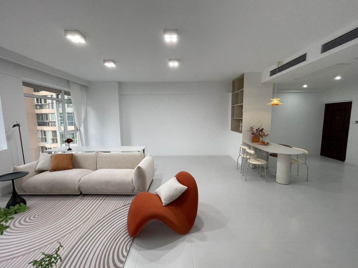 Housing image — Living Room
