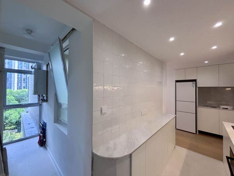 Housing image — Kitchen