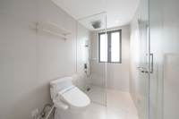 Housing image — Bathroom