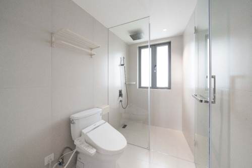 Housing image — Bathroom