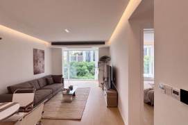 Modern Bright 2BR Apartment in Xujiahui (L1/L9/L11)