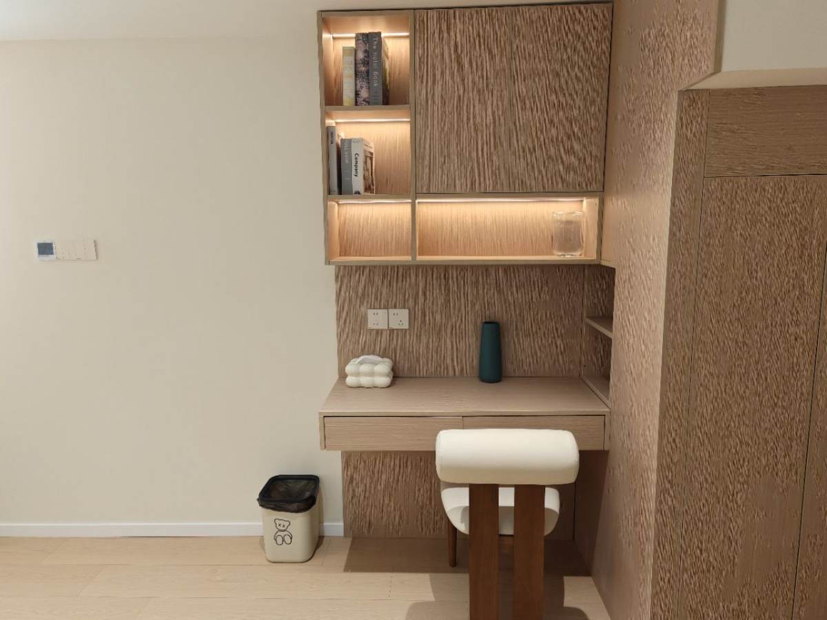 Housing image — Study
