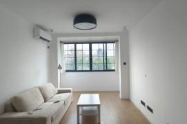 1BR Apartment in Old Xuhui (L1)