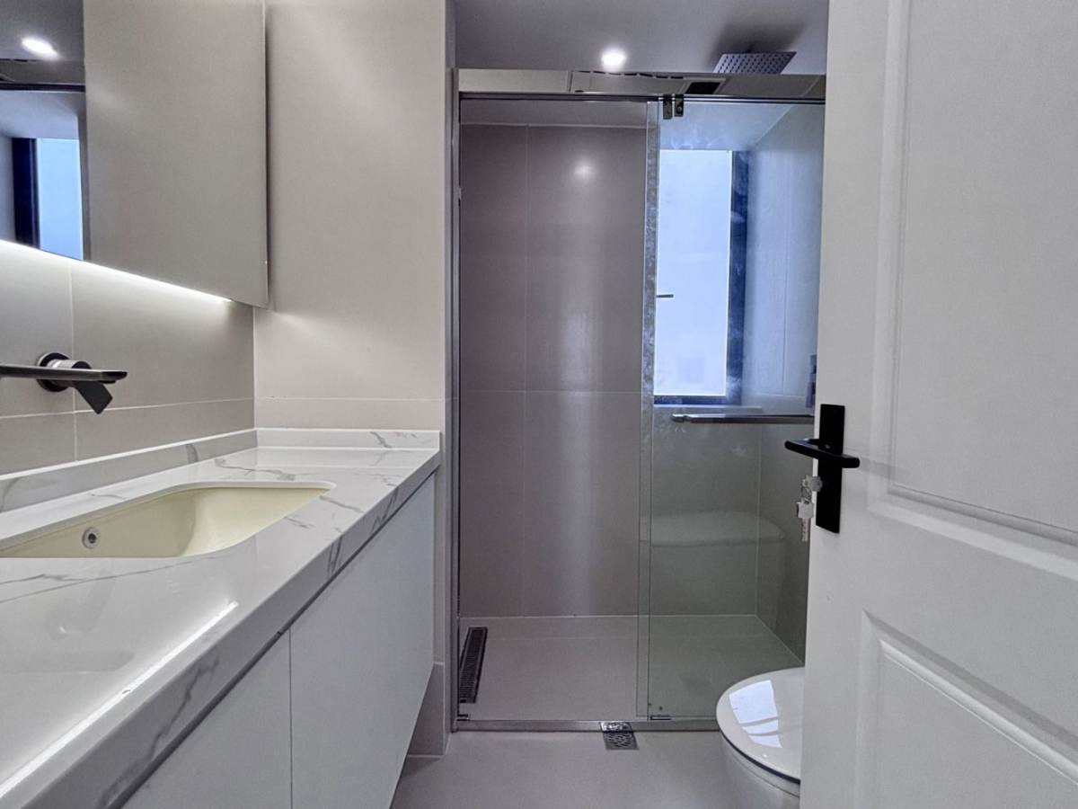 Housing image — Bathroom