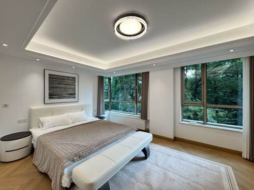 Housing image — Bedroom