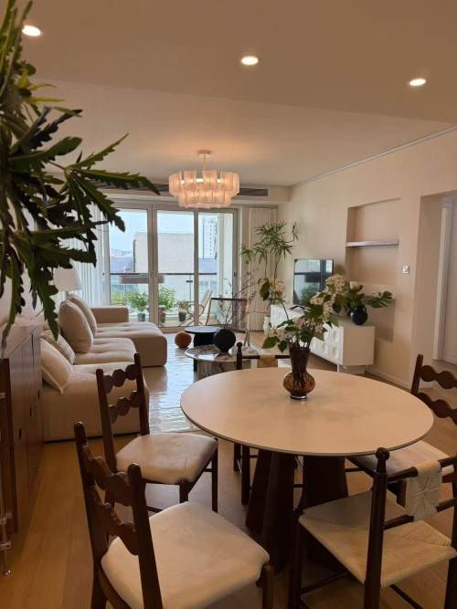 Housing image — Living Room