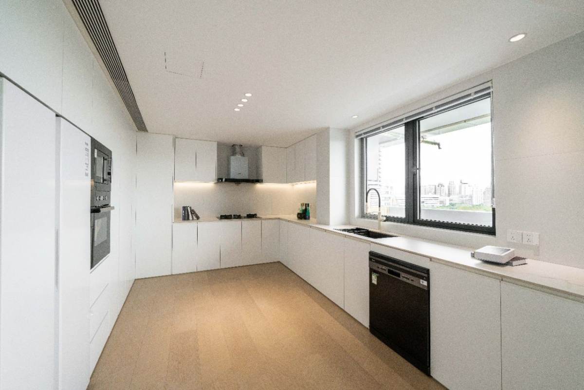 Housing image — Kitchen