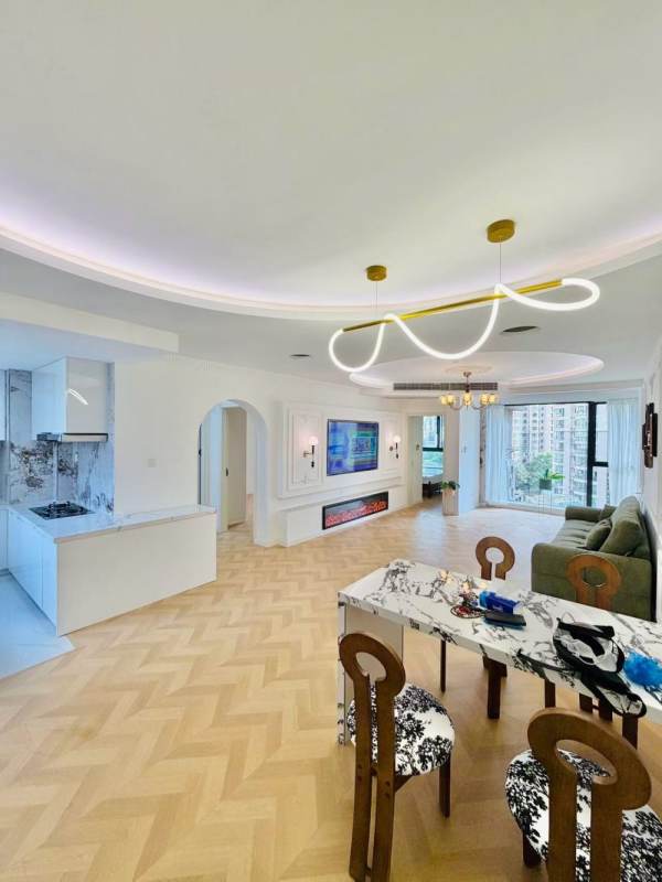 Housing image — Kitchen