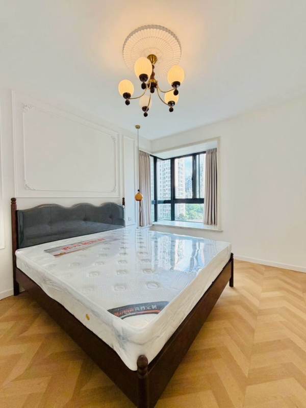 Housing image — Bedroom