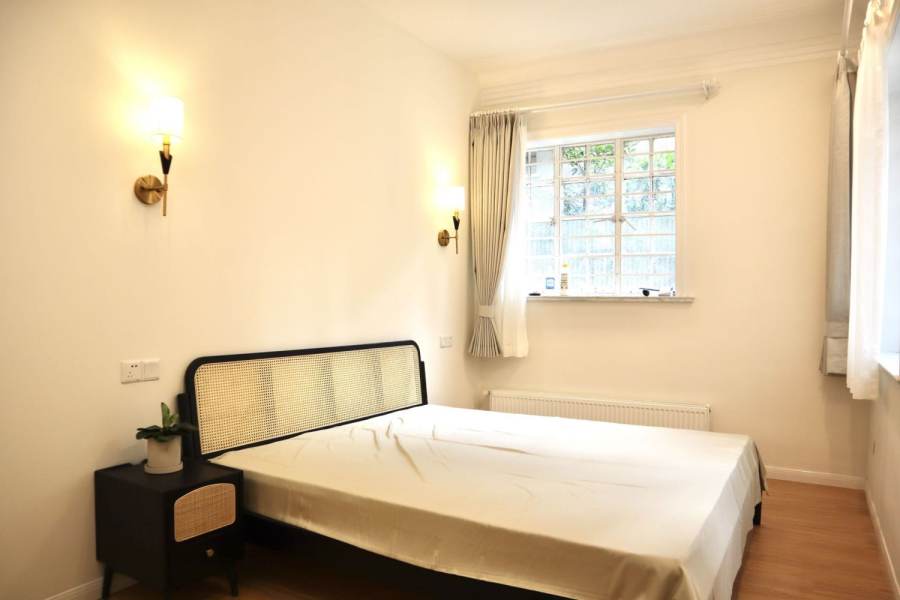 Housing image — Bedroom