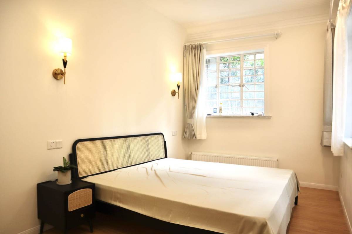 Housing image — Bedroom