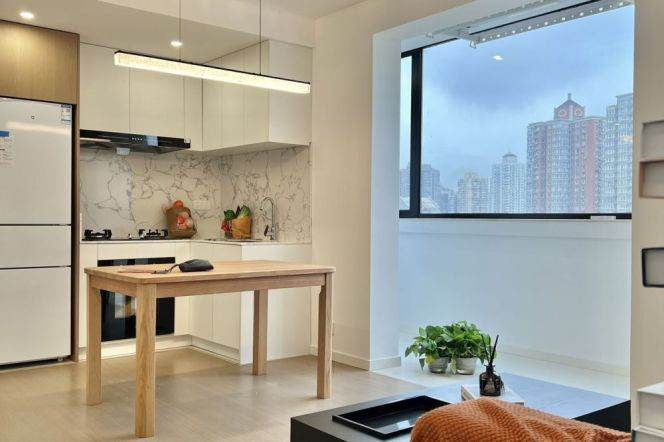 Bright Modern 2BR Apartment in Jing'an (L7)