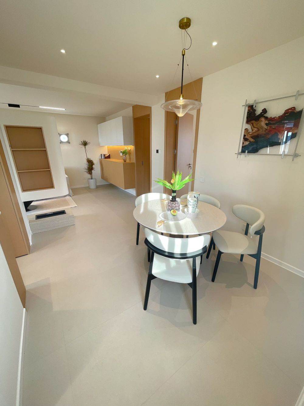 Housing image — Dining Area