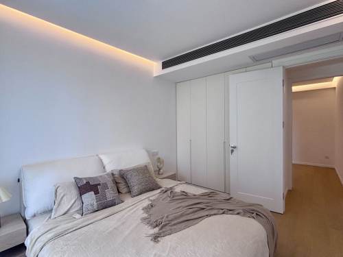 Housing image — Bedroom
