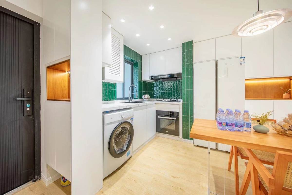 Housing image — Kitchen