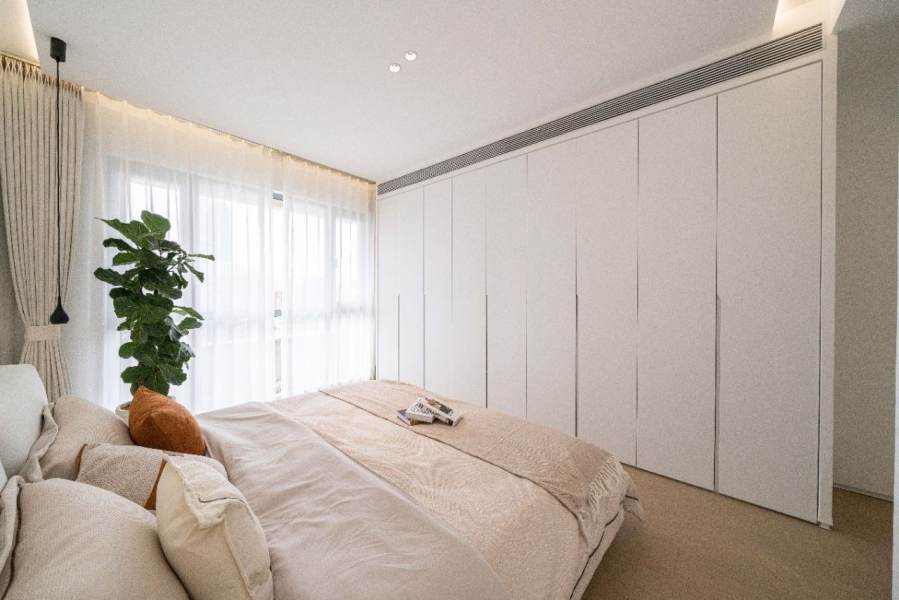 Housing image — Bedroom