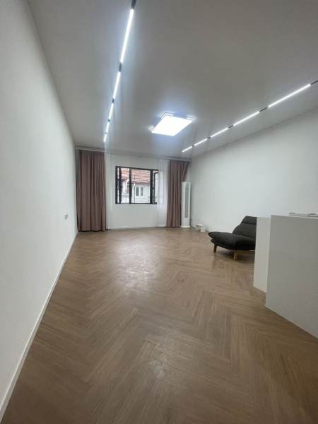 Housing image — Living Room