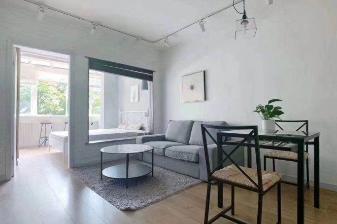 1BR Apartment near Zhongshan Park (L2/L11)