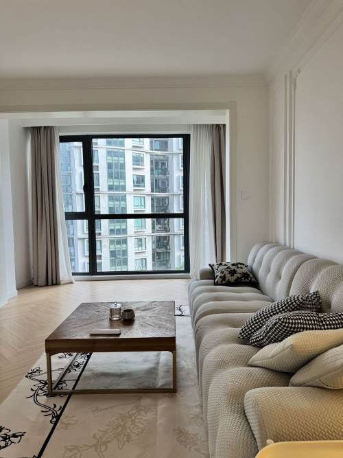 Housing image — Living Room