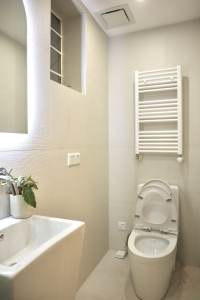 Housing image — Bathroom