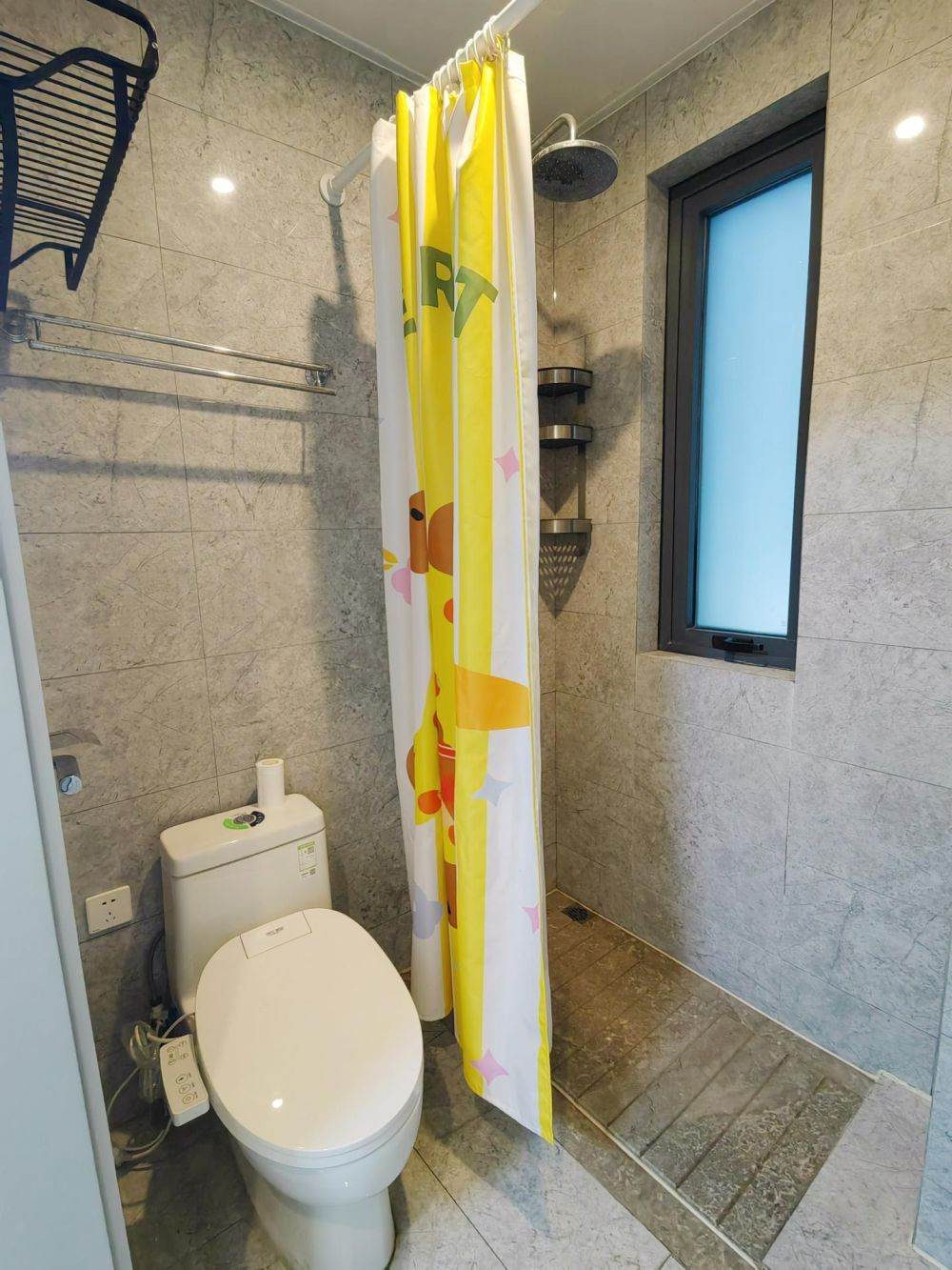 Housing image — Bathroom