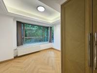 Housing image — Bedroom