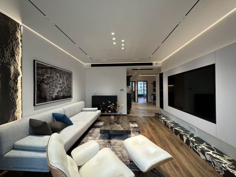 Housing image — Living Room