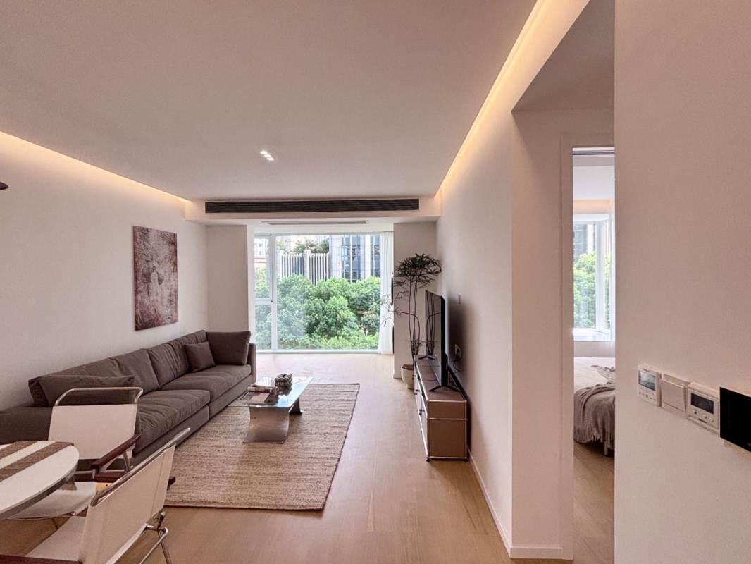 Housing image — Living Room