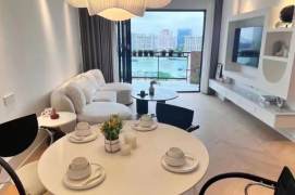 High-Floor 2BR Apartment near Shangcheng Rd Metro