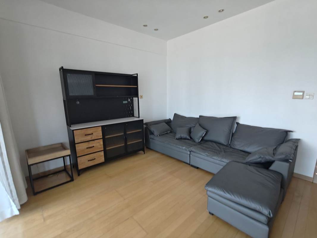 Housing image — Living Room