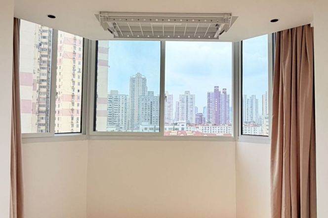 Spacious 1BR Apartment in Xintiandi (L8/L9/L13)
