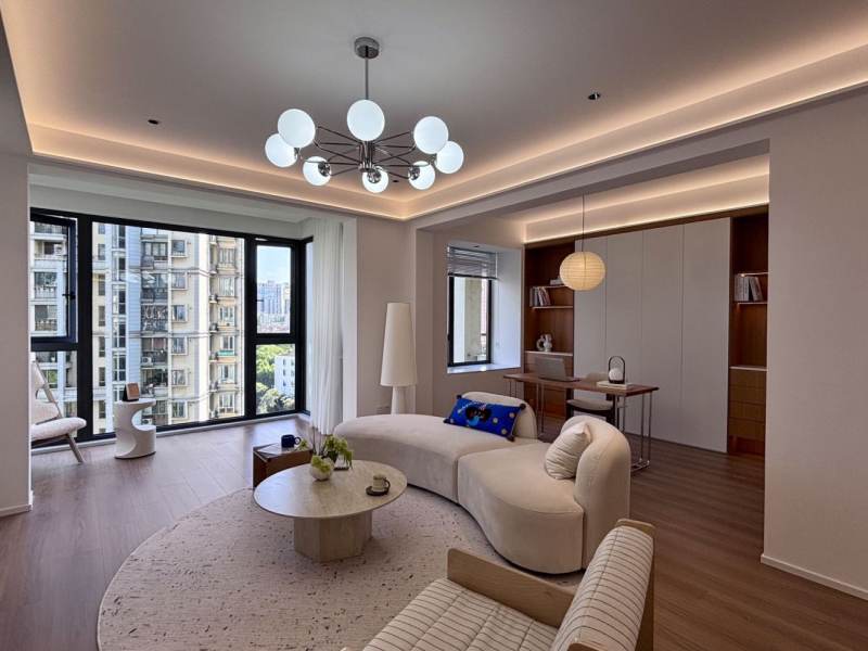 Housing image — Living Room