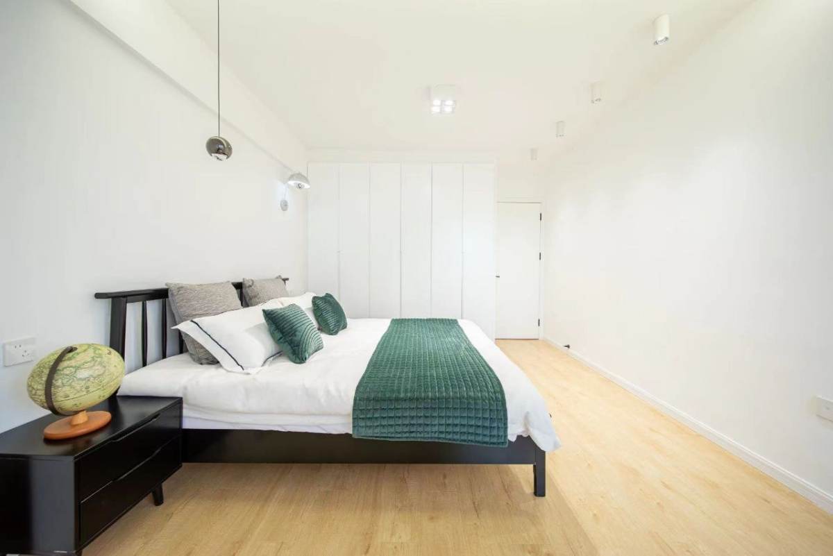 Housing image — Bedroom